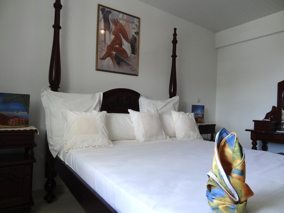 Bed & Breakfast 6 Suites Piscine Et Plage Pointe Faula Le Vauclin Exterior photo
